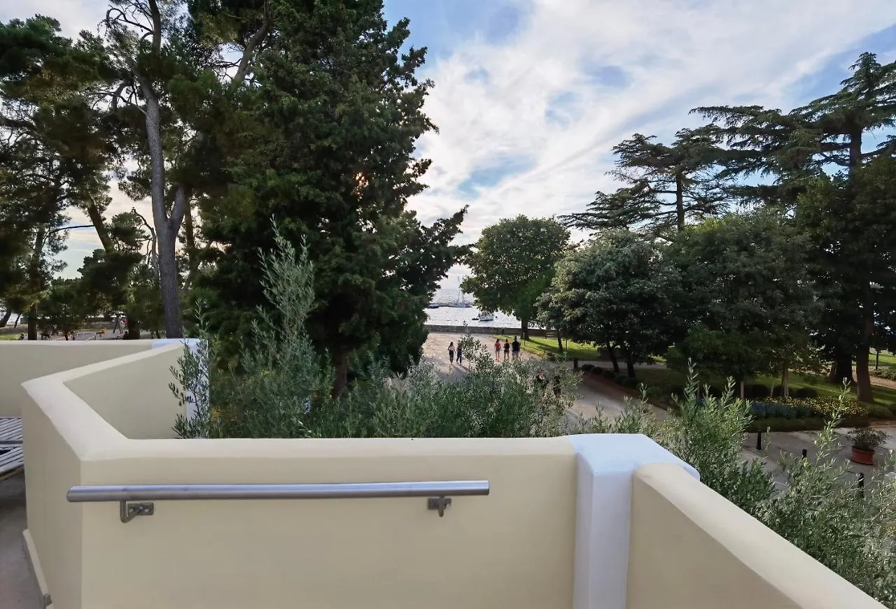 Aria Deluxe Superior 5 Star Apartment, Your Piece Of Heaven By The Sea & Park, With Sea & Park View Novigrad  Apartment Novigrad (Istria)