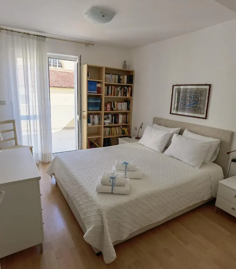 Aria Deluxe Superior 5 Star Apartment, Your Piece Of Heaven By The Sea & Park, With Sea & Park View Novigrad  Apartment