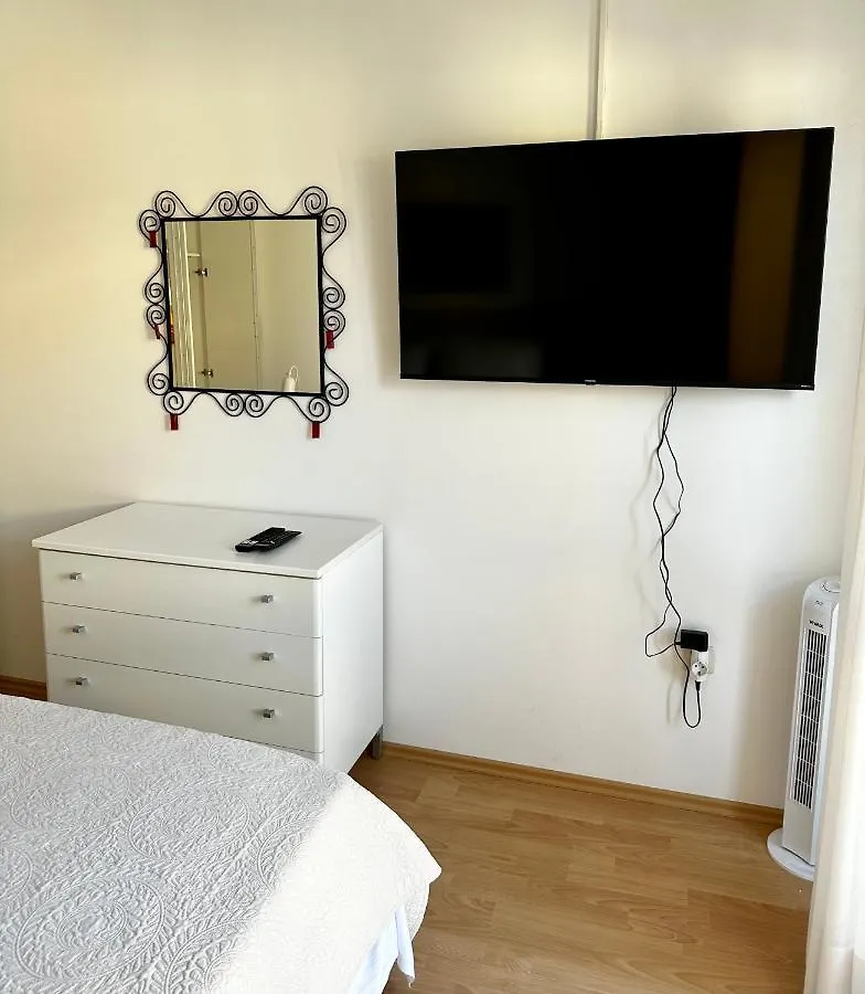 Apartment Aria Deluxe Superior 5 Star Apartment, Your Piece Of Heaven By The Sea & Park, With Sea & Park View Novigrad